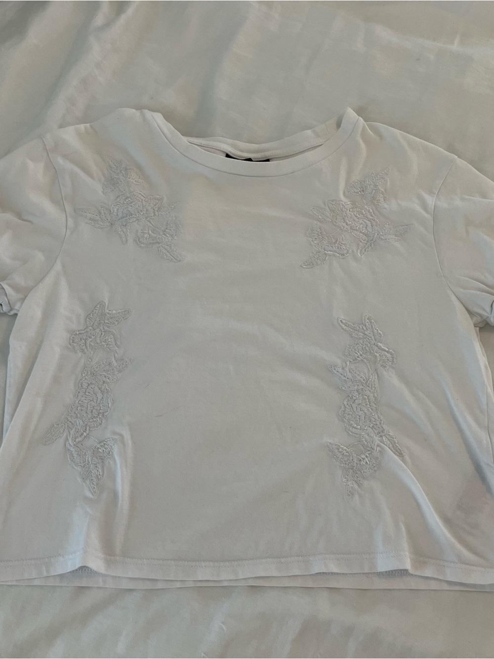 Topshop White Cropped Tee with Subtle Lace Appliqué